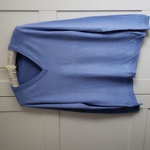 Women's v-neck sweater